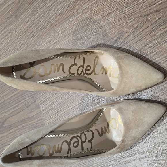 Sam Edelman Tan Suede Heels - Picture 2 of 10